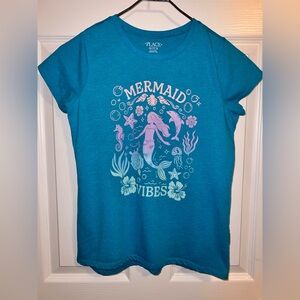 Girl’s sz 16 “Mermaid Vibes” Graphic Tee